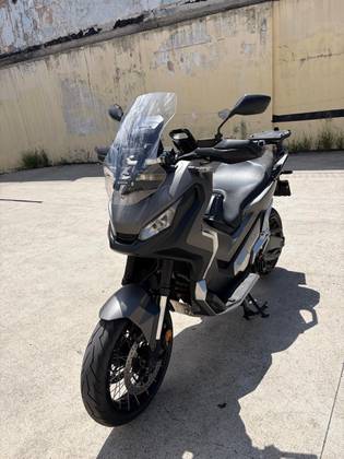 HONDA X-ADV 